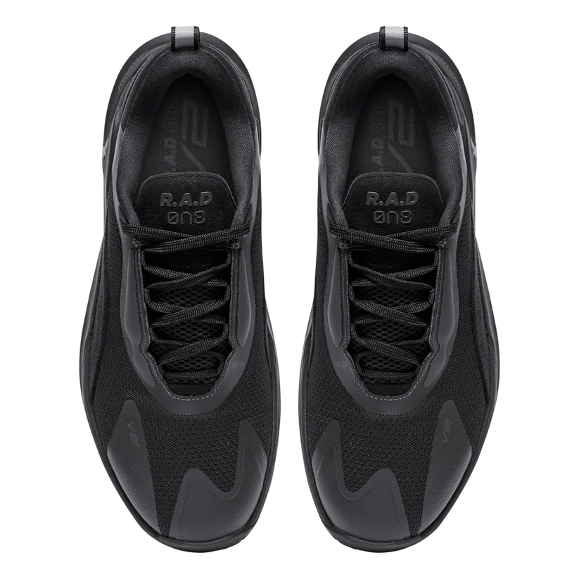 RAD | ONE V2 TRIPLE BLACK.