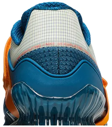 NIKE | Romaleos 4 Marina Kumquat.