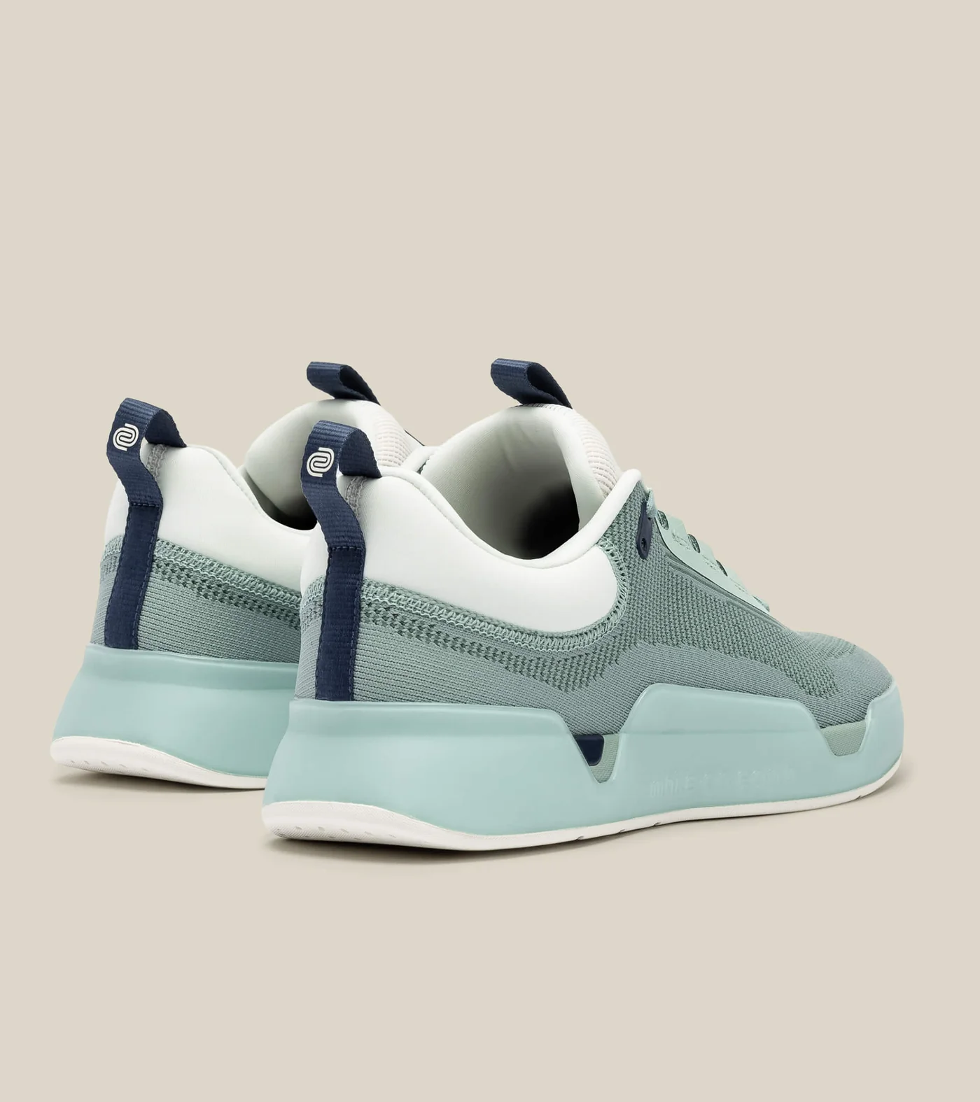 WHILE ON EARTH | Move Trainer Mint/Surf
