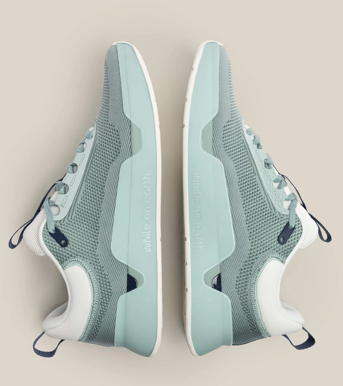 WHILE ON EARTH | Move Trainer Mint/Surf