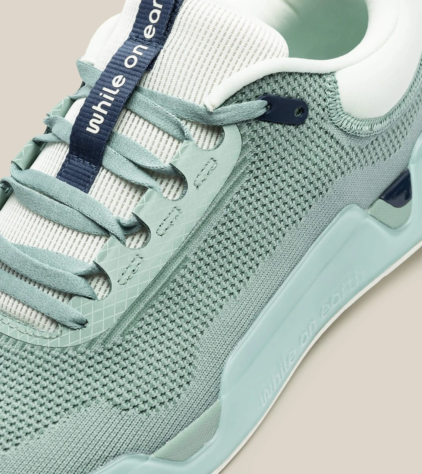 WHILE ON EARTH | Move Trainer Mint/Surf