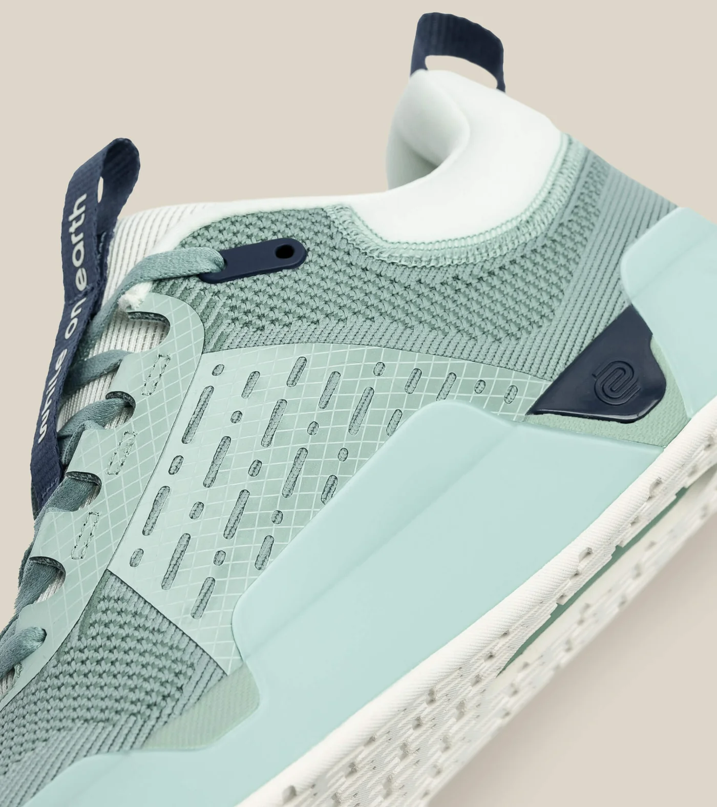WHILE ON EARTH | Move Trainer Mint/Surf