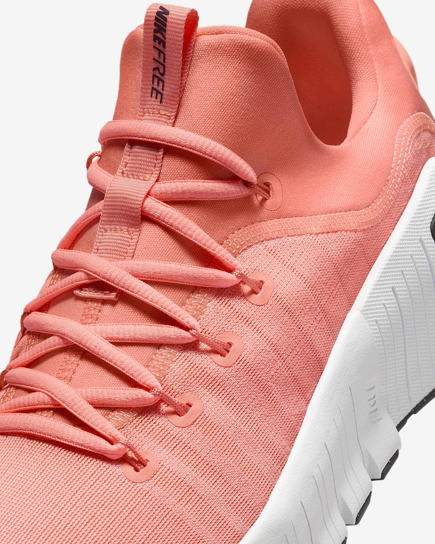 NIKE | Free Metcon 6 Apricot Agate