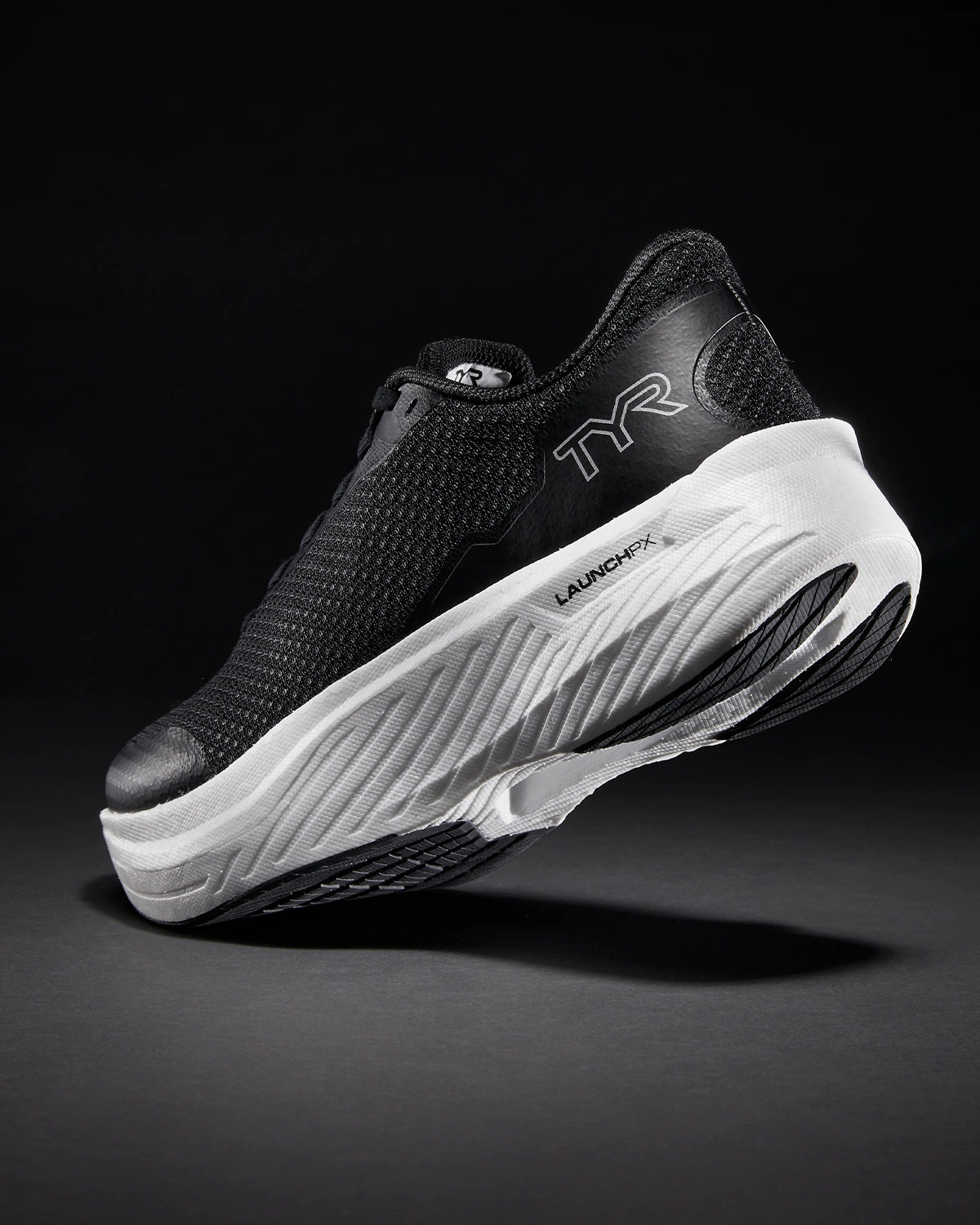 TYR | Valkyrie Speedworks Runner Black