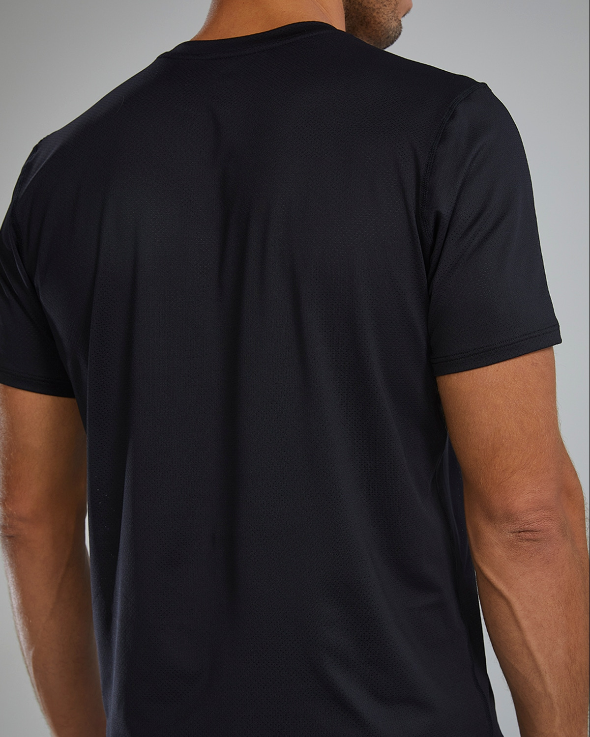 TYR | Playera Airtec Black