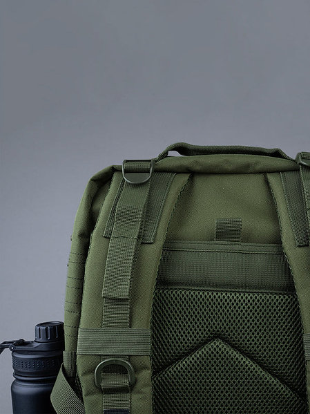NVR SURRENDER | Commander Backpack Military Green