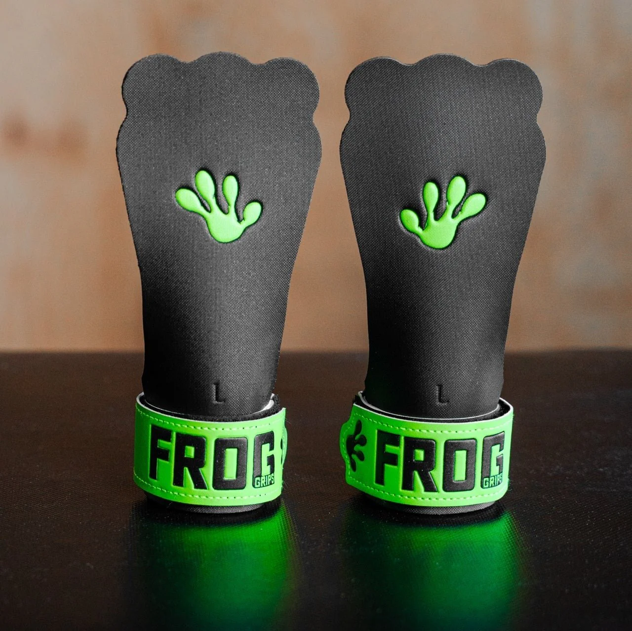 FROG GRIPS | Base Grips 2.0 | HD Green Fingerless