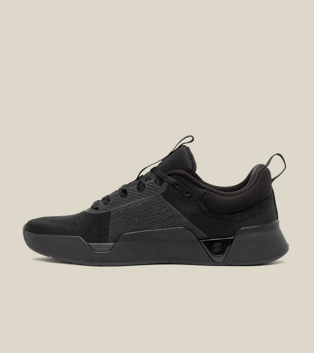 WHILE ON EARTH | Move Trainer Black HydroKnit