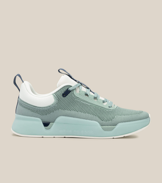 WHILE ON EARTH | Move Trainer Mint/Surf