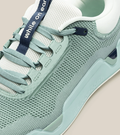 WHILE ON EARTH | Move Trainer Mint/Surf