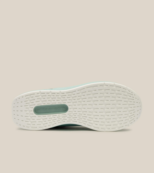 WHILE ON EARTH | Move Trainer Mint/Surf