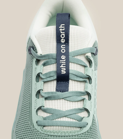 WHILE ON EARTH | Move Trainer Mint/Surf