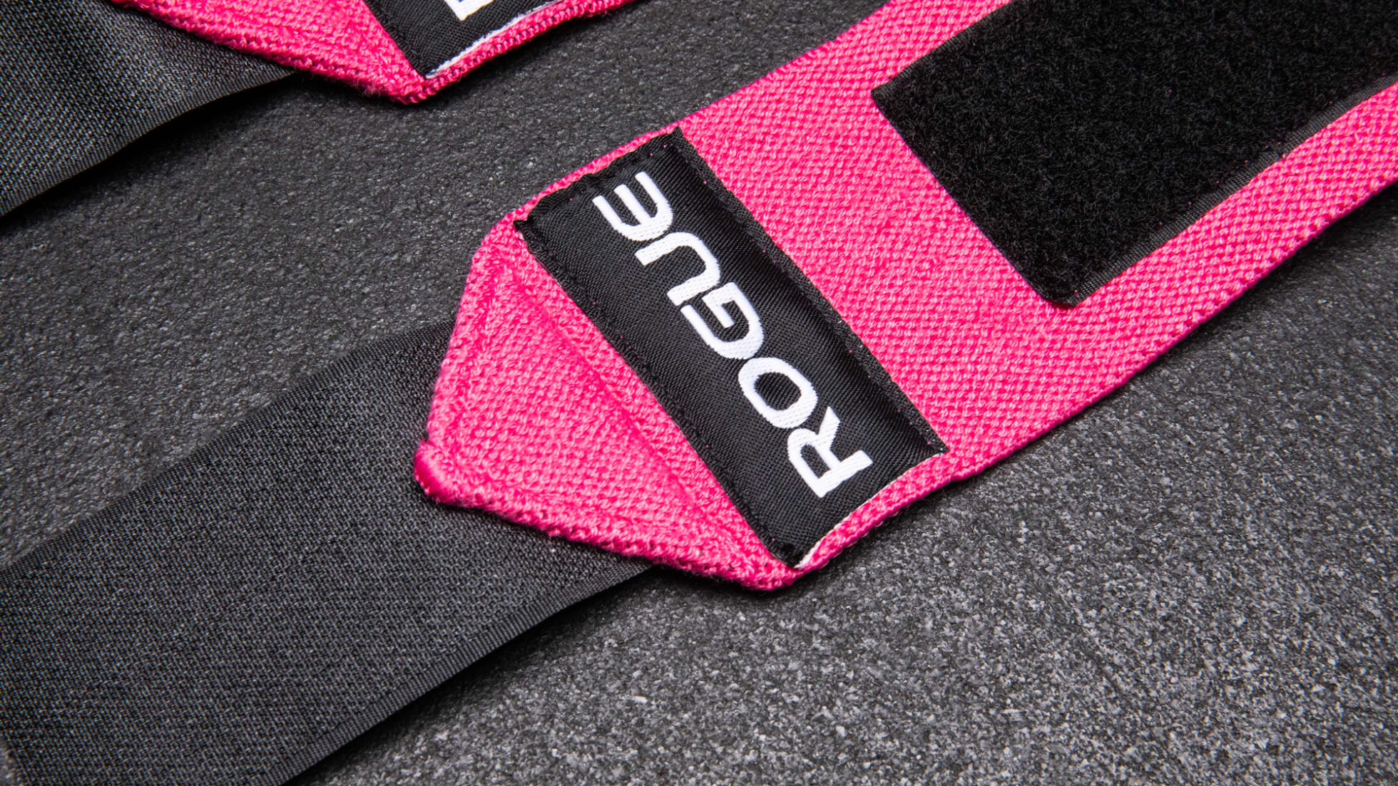 ROGUE | Muñequeras Pink