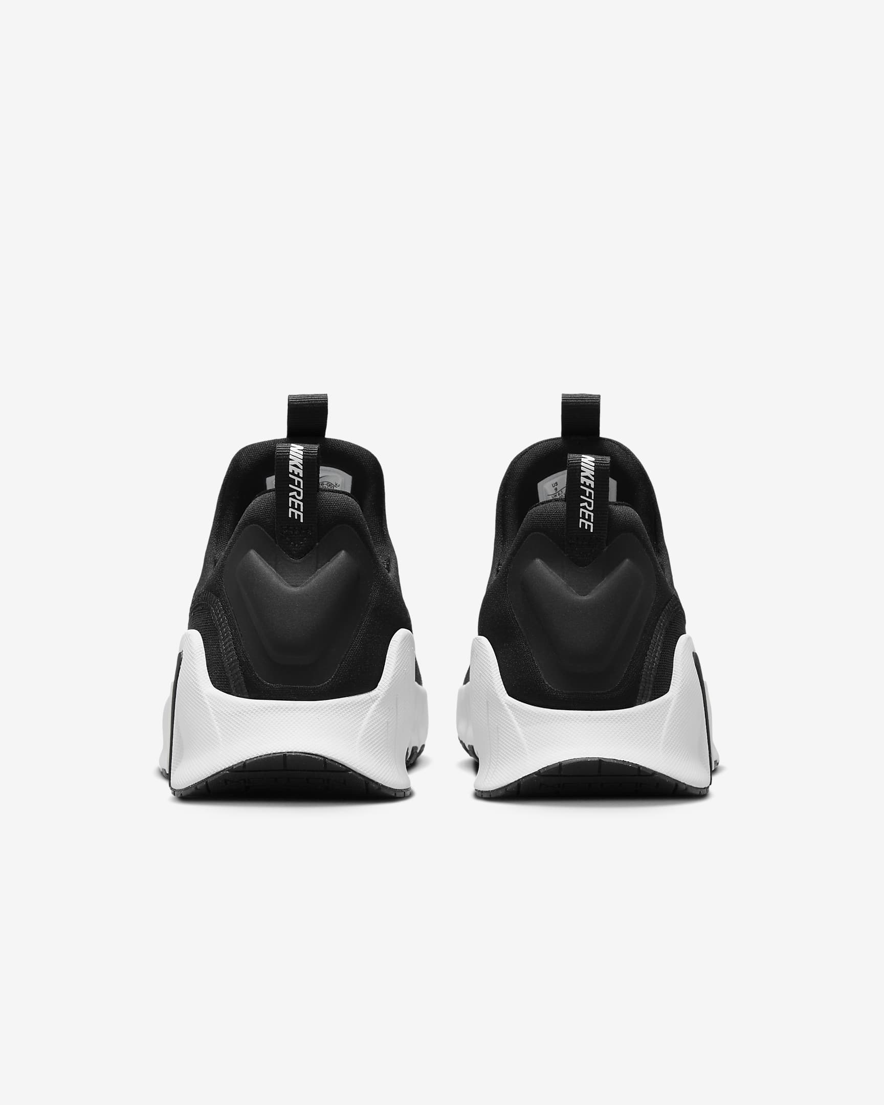 NIKE | Free Metcon 6 Black/White DE DAMA