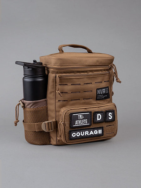 NVR SURRENDER | Commander Lunch Bag Desert Beige