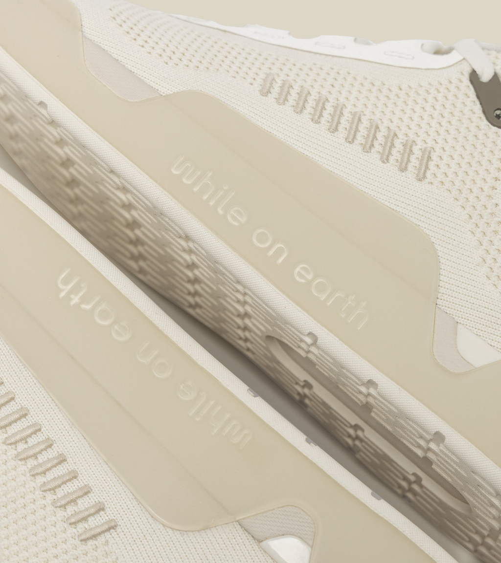 WHILE ON EARTH | Move Trainer Edición Wells