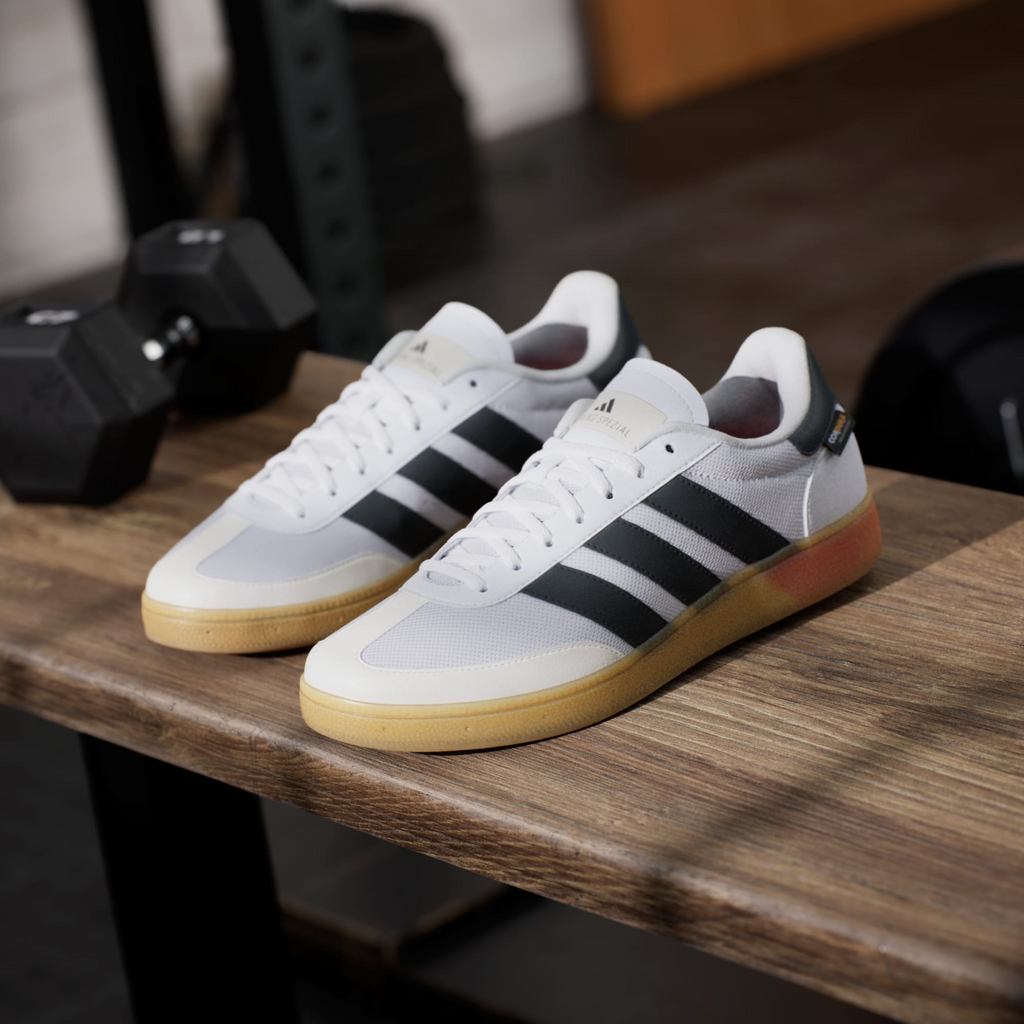 ADIDAS | Training Spezial Cloud White/Core Black/Lucid Red