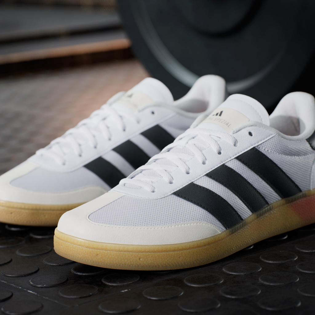 ADIDAS | Training Spezial Cloud White/Core Black/Lucid Red