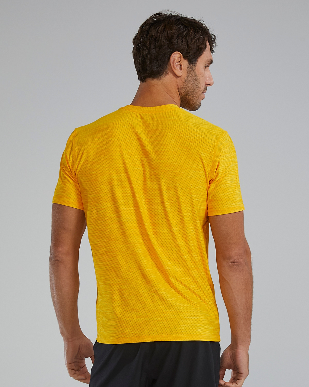 TYR | Playera Airtec Gold