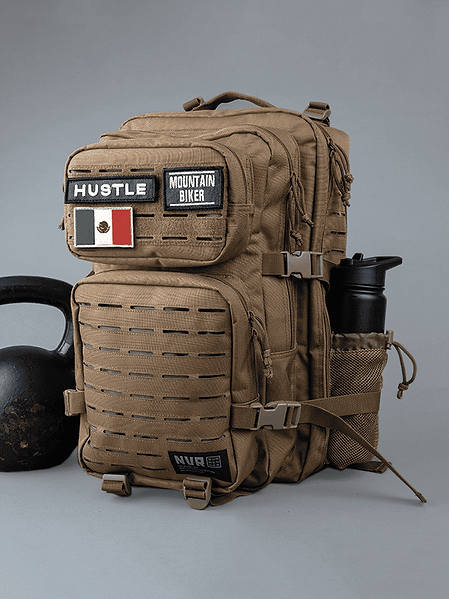 NVR SURRENDER | Commander Backpack Desert Beige