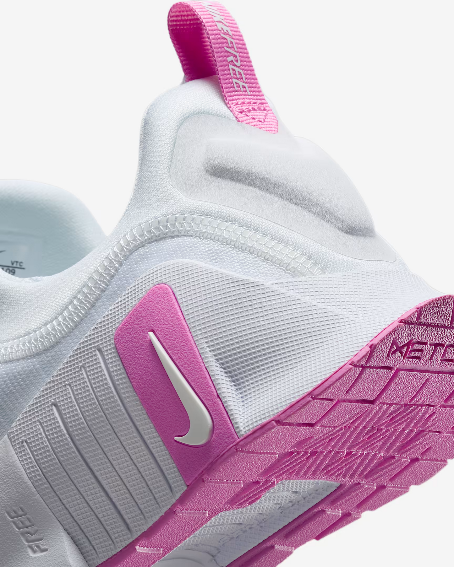NIKE | Free Metcon 6 White/Playful Pink DE DAMA