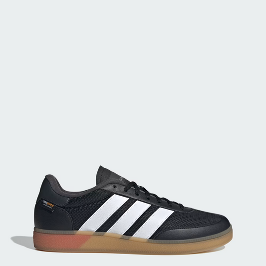 ADIDAS | Training Spezial Core Black/Chalk White/Lucid Red
