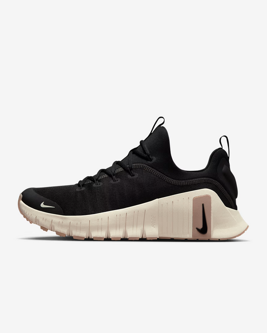 NIKE | Free Metcon 6 Black/Gum Light Brown